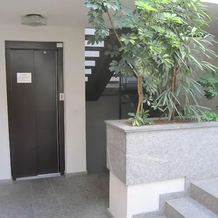 Apartamento Franca U01 *